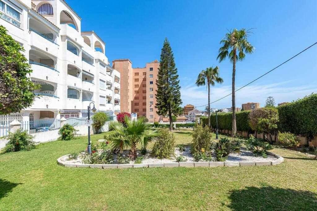 797 Holiday Rentals- Hermoso Apartamento Para 4 En Benalmádena Exterior foto